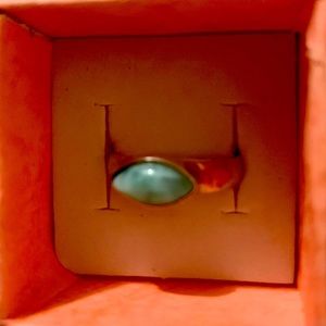 RING LADIES’ size 8 .925 STERLING SILVER WITH DOMINICAN LARIMAR FEMININE BAND